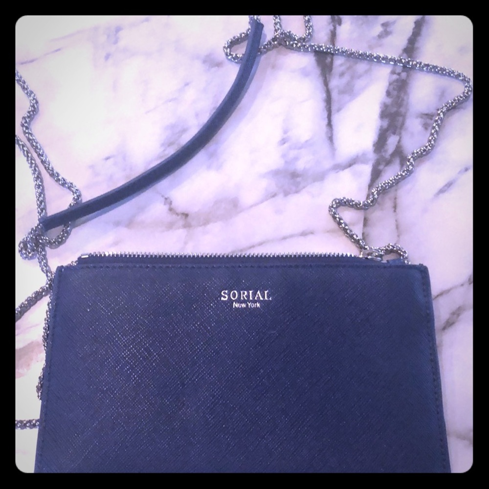 Sorial crossbody